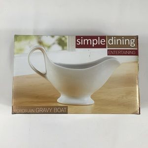 Simple Dining Pocelein Gravy Boat